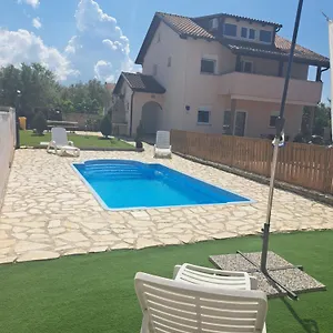 Peroj 100 C Apartment